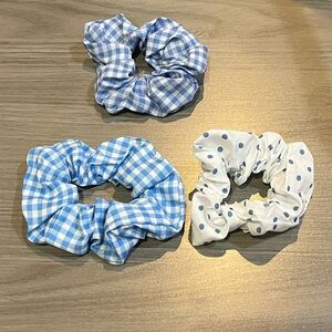 Blue and White Patterned Scrunchies Set of 3 pieces New